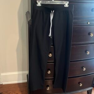 Figs scrub bottoms size S black